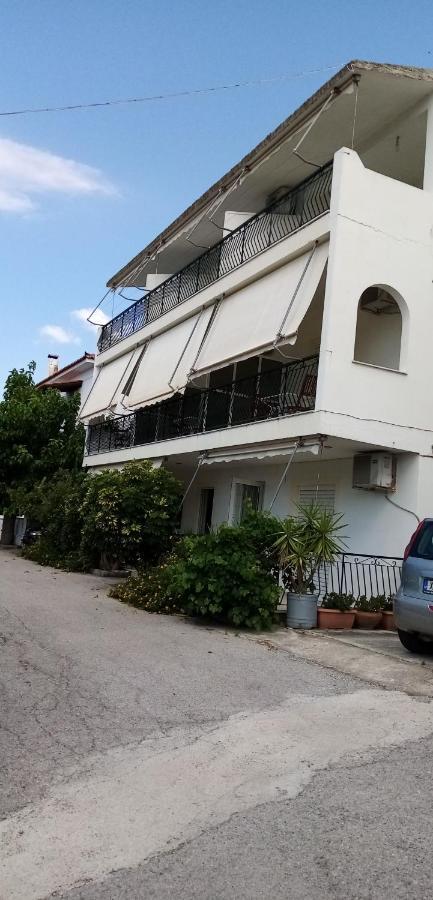 Γεώργιος Παπαϊωάννου Ενοικιαζόμενα Δωμάτια Khronia Ngoại thất bức ảnh